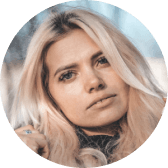 Анна Сухова
